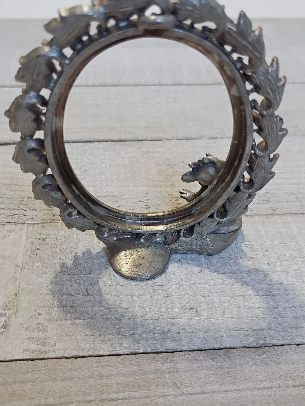 Vintage Disney Minnie Mouse Pewter Oval Picture Frame Leaf Design No Glass/Back